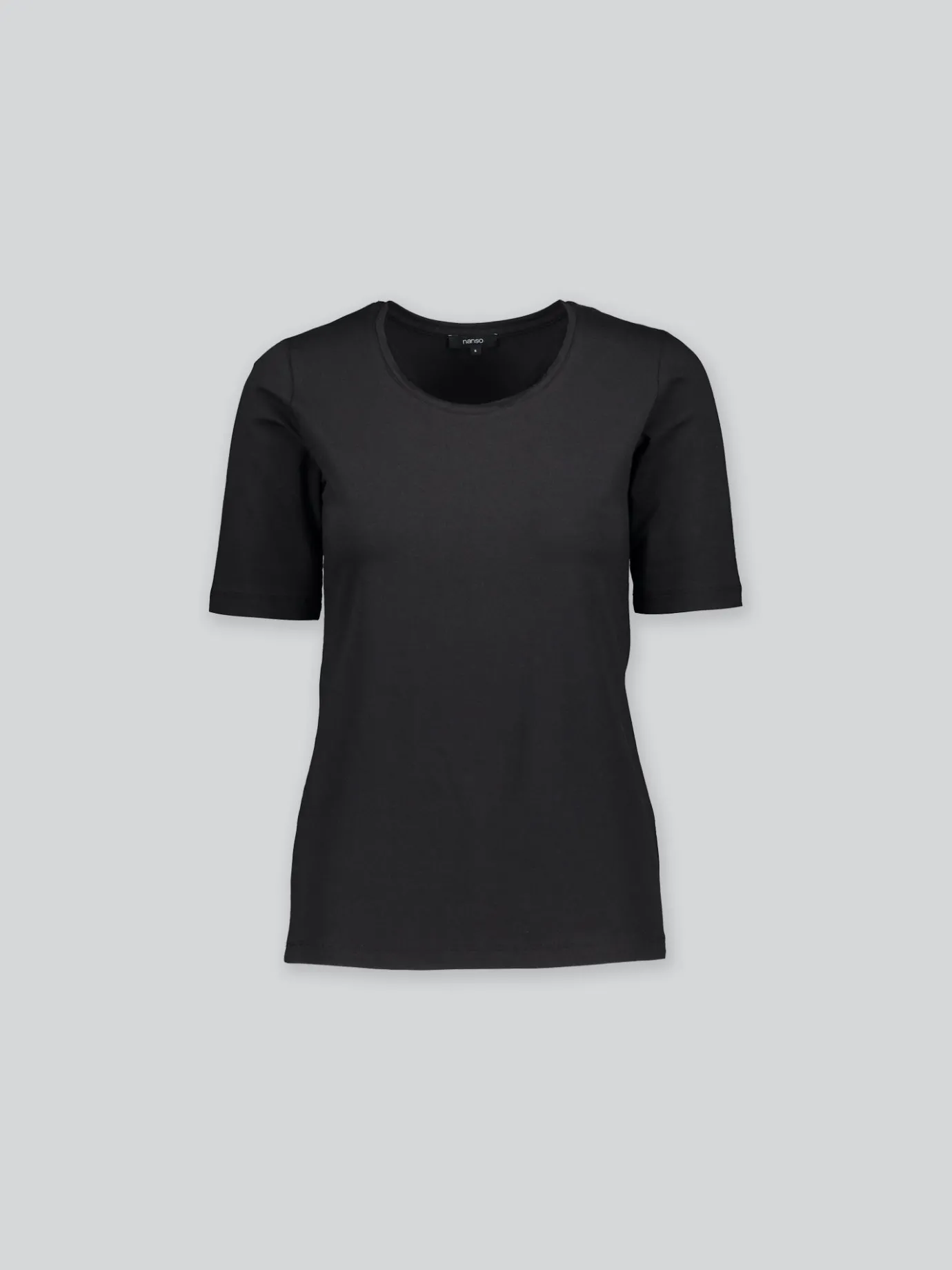 Basics|Paidat Ja Tunikat-Nanso BASIC t-paita - Musta