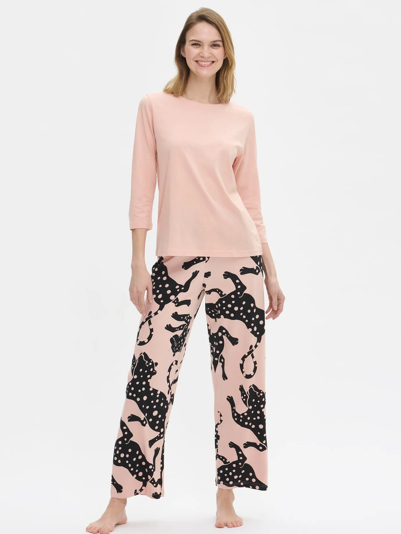 Yöasut Ja Oloasut-Nanso LEONORA pyjama - Vaaleanpunainen