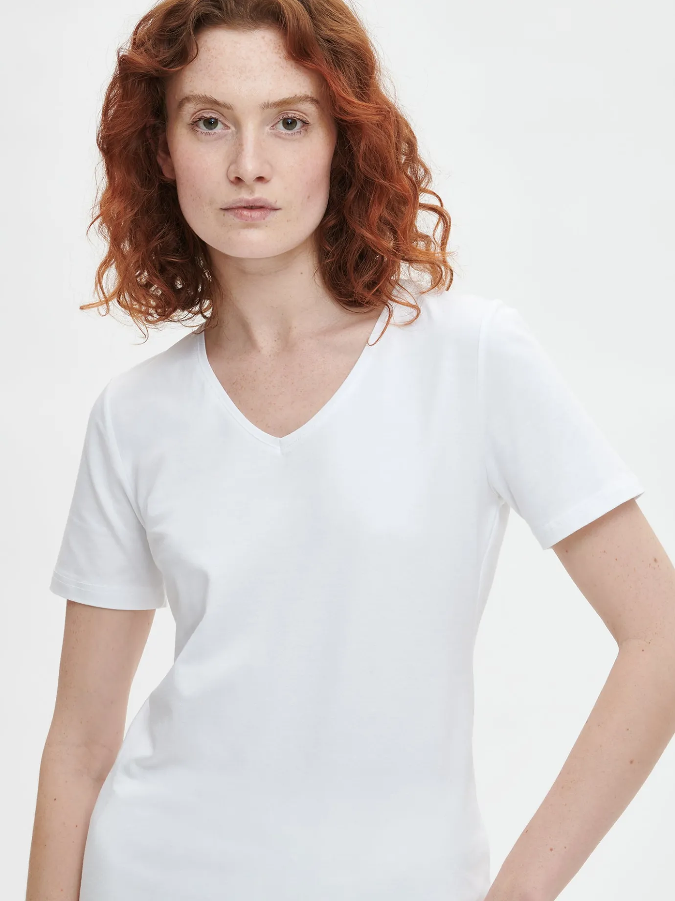 Basics|Paidat Ja Tunikat-Nanso BASIC t-paita - Valkoinen